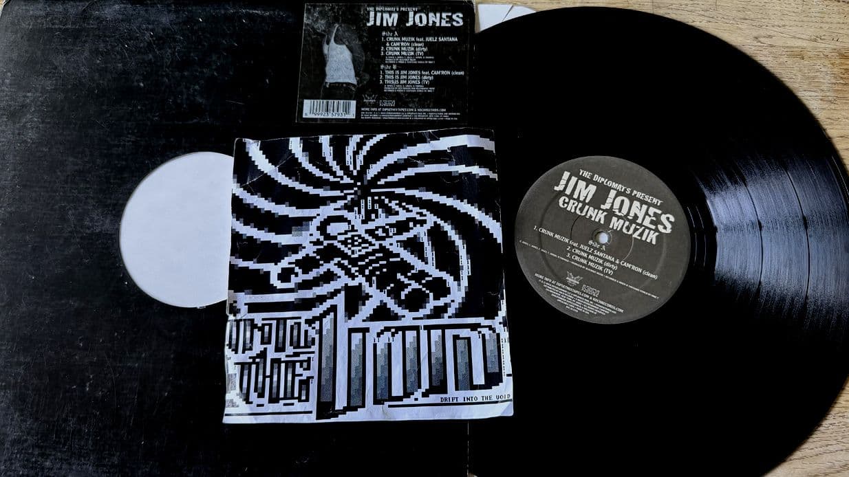 Jim_Jones-Crunk_Muzik-VLS-FLAC-2004-THEVOiD