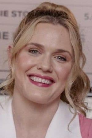 Harriet Dyer